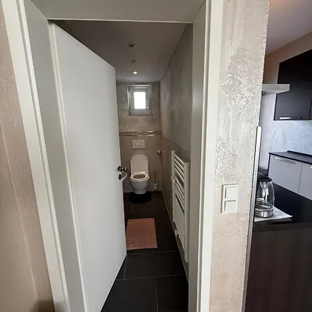 Superior Deluxe Xl-hibiscus Apartment Köln